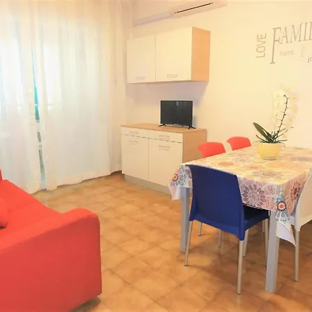 Apartamento Bright Flat 100mt From The Sea