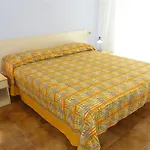 Bright Flat 100mt From The Sea Апартаменты Бибионе