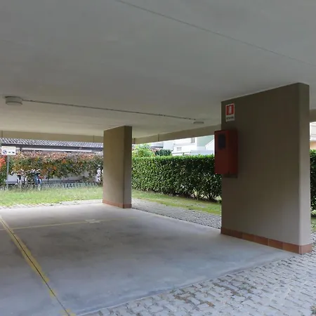 Bright Flat 100mt From The Sea