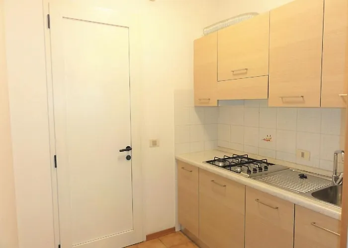 Bright Flat 100mt From The Sea Daire